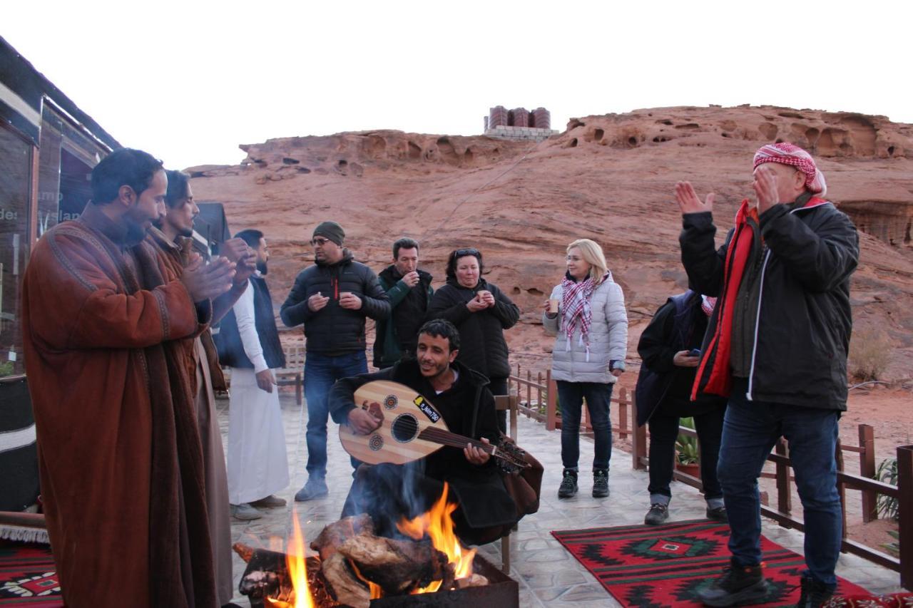 Desert Island Camp Wadi Rum Zewnętrze zdjęcie